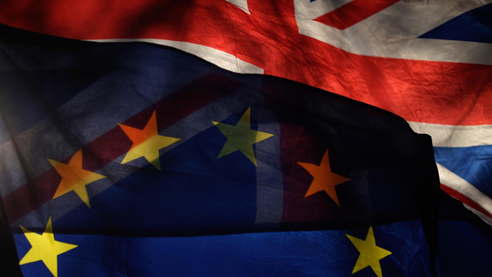 一则乌龙消息将英镑送上“过山车”