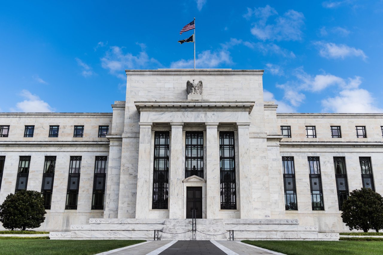 美联储半年度报告：继续提供强力支持，若通胀预期持续偏高可改变货币政策